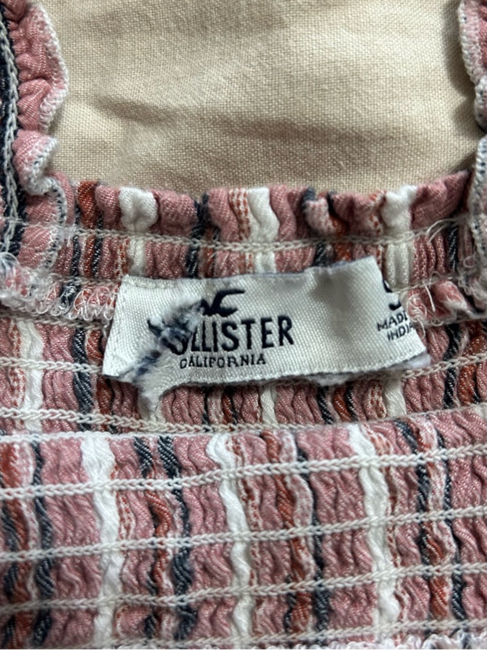 💗5 FOR $25💗 Hollister Pink White Striped Smocked Crop Top Size S - Picture 7 of 8